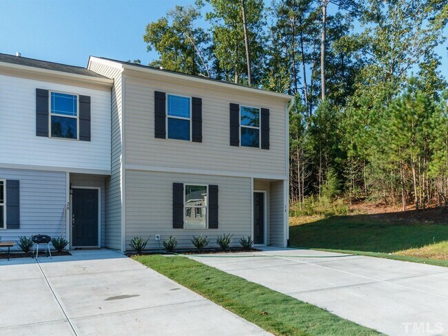 Building Photo - 515 Hobkirks Pl