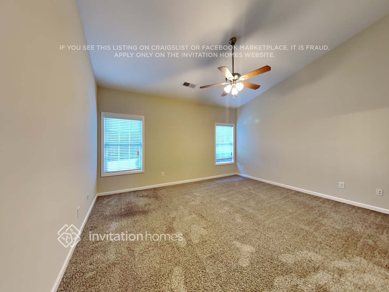Building Photo - 1215 Chandler Ridge Dr SE