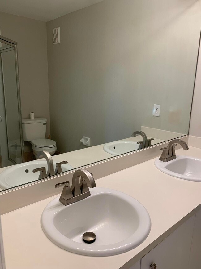 Building Photo - 4811 NW 58th Manor