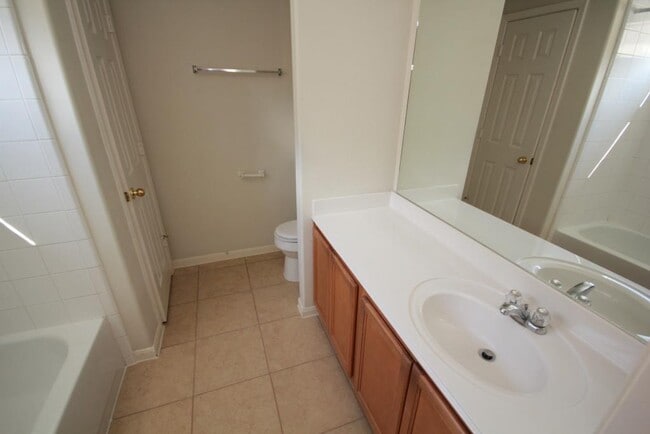 Building Photo - 6418 Mountain Pines Ln