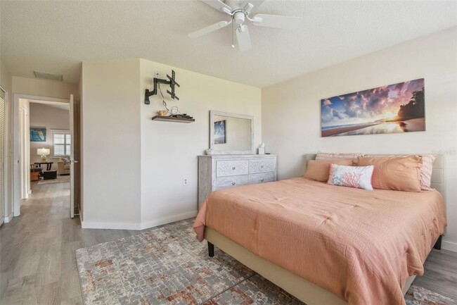 Building Photo - 8430 Monaco Dr