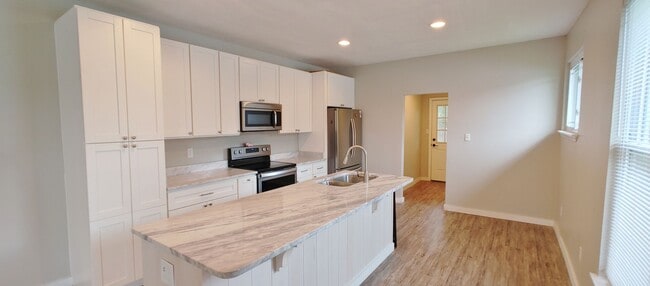 Building Photo - Bungalow in Downtown Chattanooga