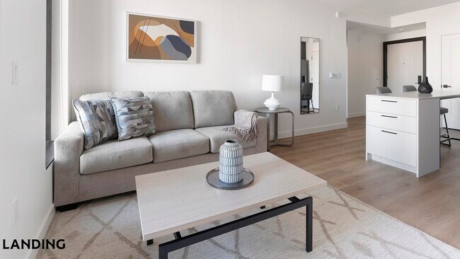 Building Photo - 632 Howard Rd SE