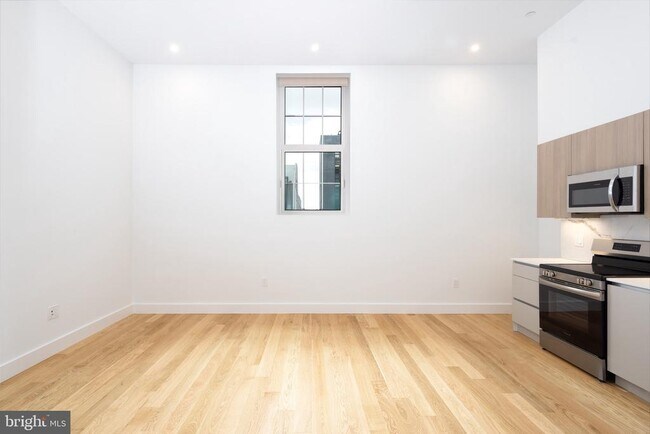 Building Photo - 1099 Germantown Ave