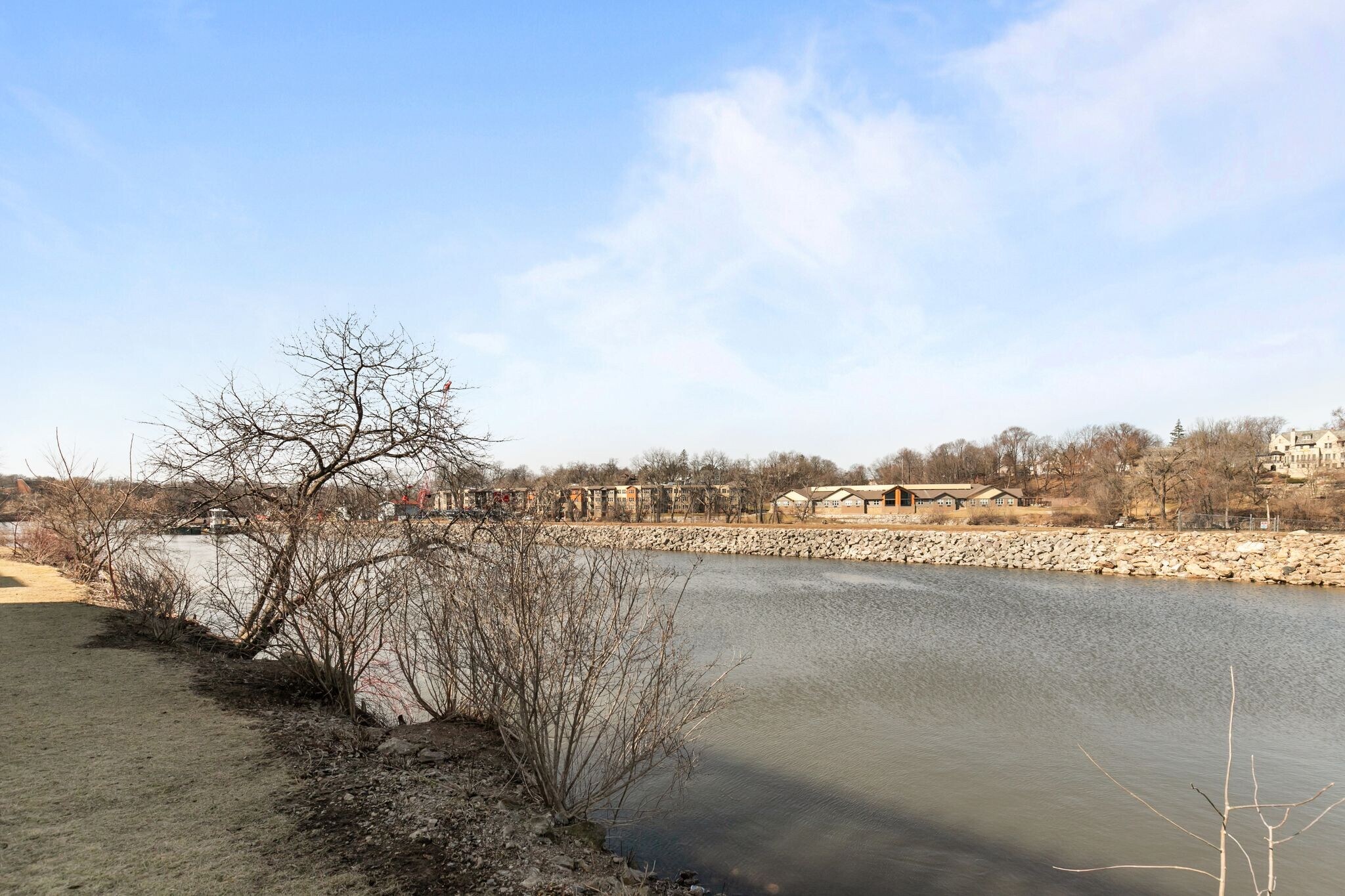 Building Photo - 1141 E Banta Ct