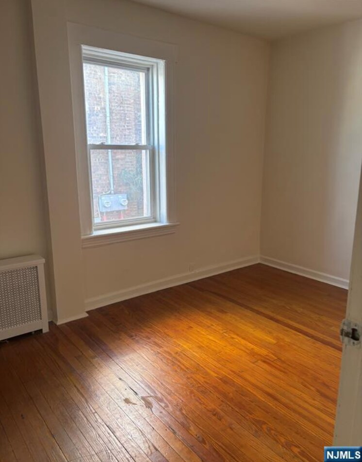 Building Photo - 467 Washington Ave