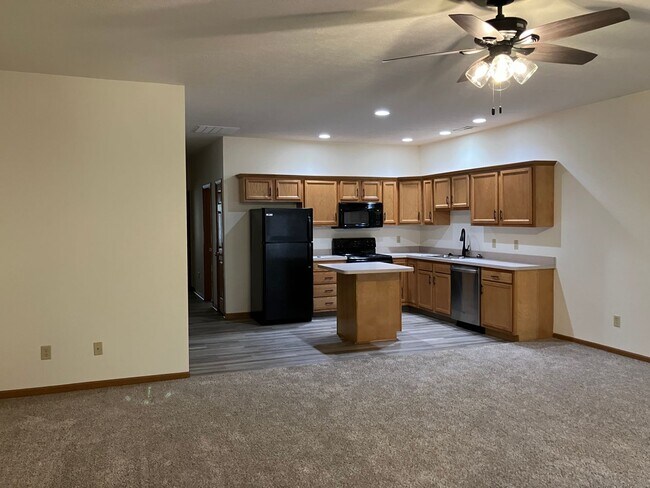 Building Photo - $500 Marketing Special - 2-Bedroom Ranch C...