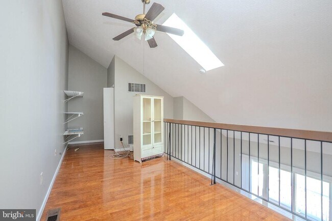 Building Photo - 8304 Tamarron Dr