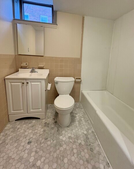 Bathroom - 397 Boylston St
