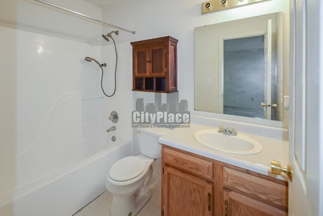 Building Photo - 312 Harts Ford Way