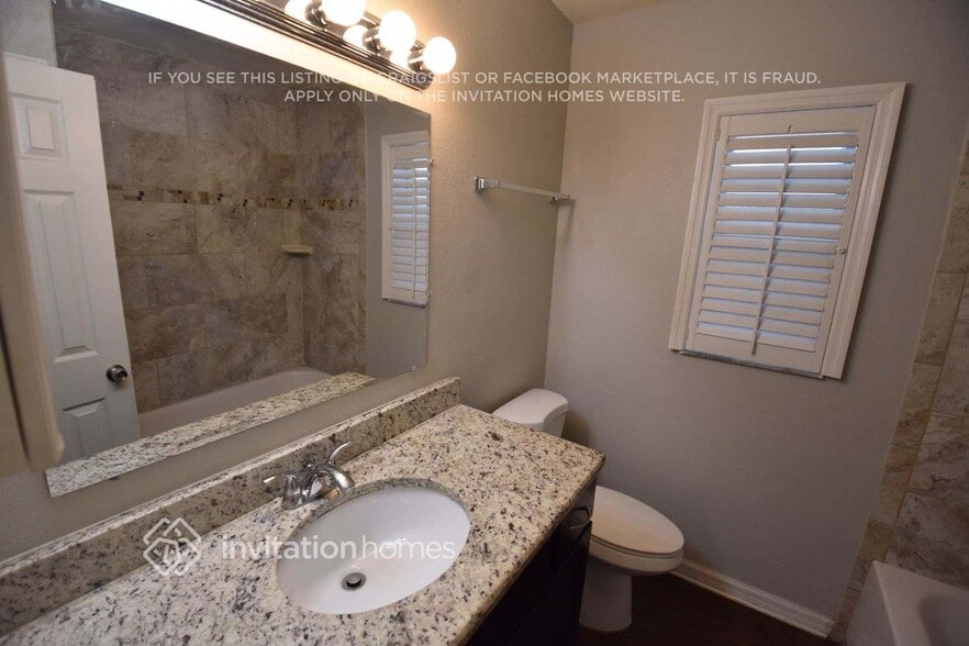 Building Photo - 3061 Nicholson Dr