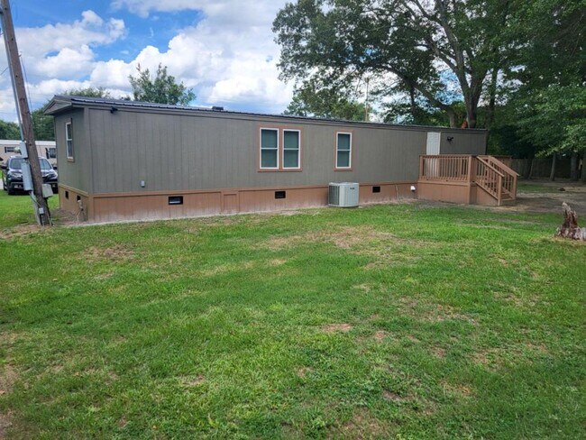 Building Photo - 1739 Clover St