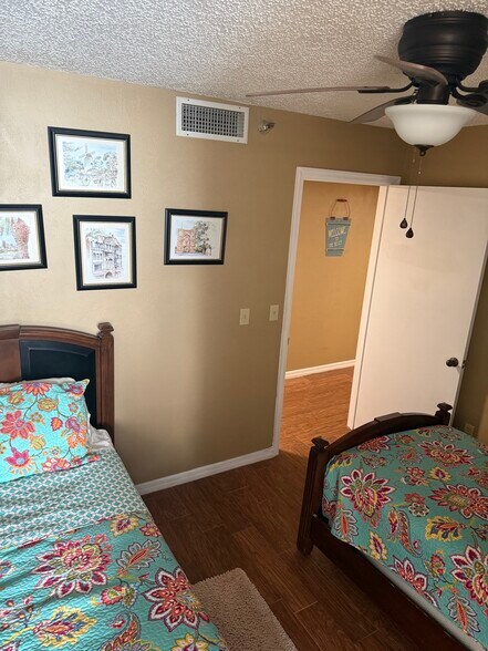 Building Photo - 3013 S Atlantic Ave