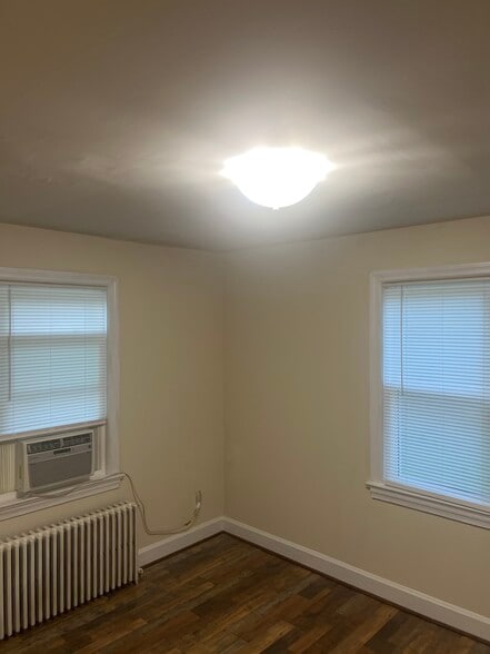 Bedroom - 432 Benson St