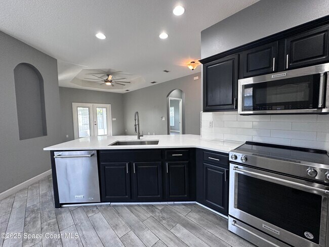 Building Photo - 4009 Knight Ave