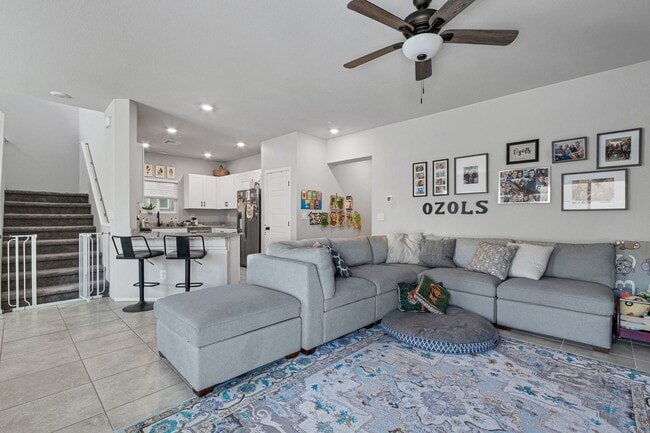 Building Photo - GORGEOUS TOWNHOME BUILT IN 2020 LOCATED IN A GATED COMMUNITY!