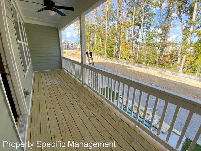 Building Photo - 3 br, 2.5 bath House - 702 Carraway Street