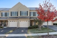 Building Photo - 712 Creekside Dr