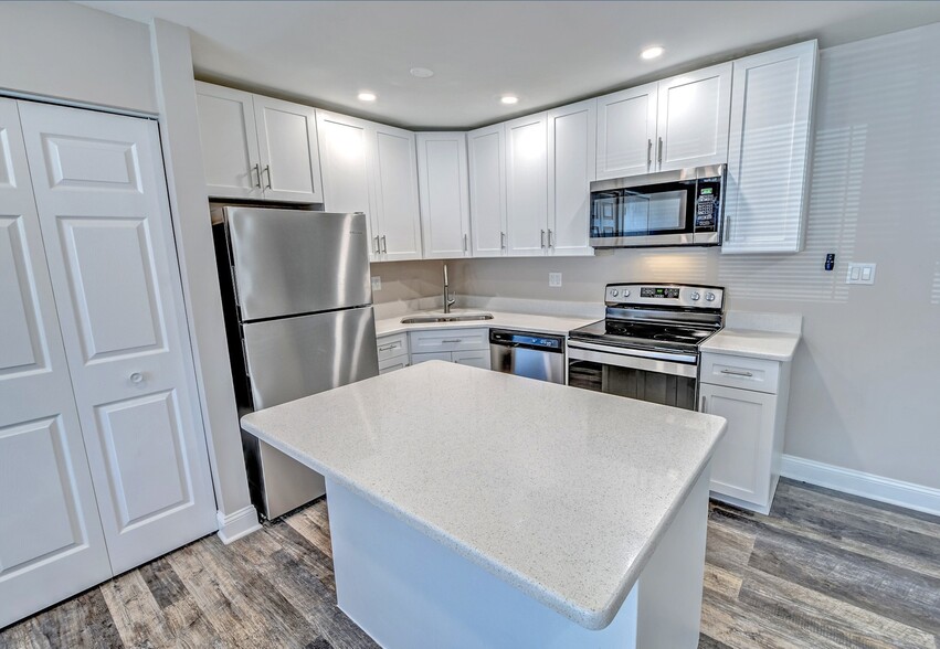 Renovated Kitchen - Hidden Creek