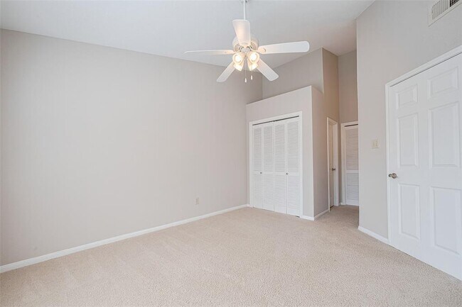 Building Photo - 2211 S Kirkwood Rd