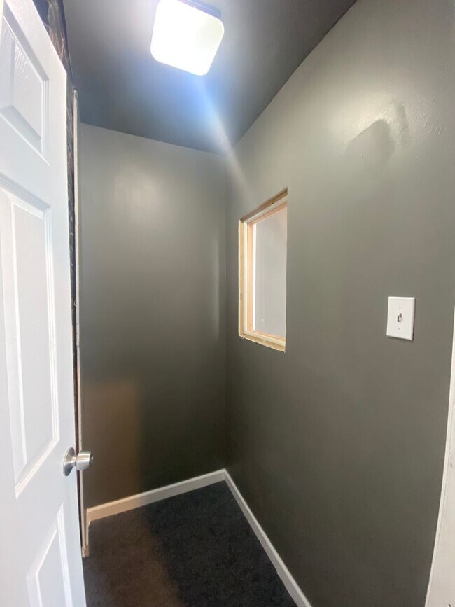 Building Photo - 4359-63 n 9th st