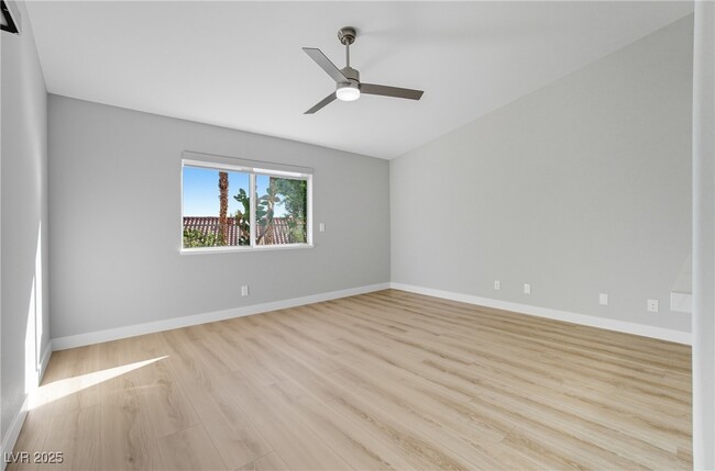 Building Photo - 2736 Crystal Beach Dr