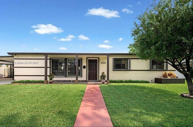Building Photo - 11959 SW 39th Terrace