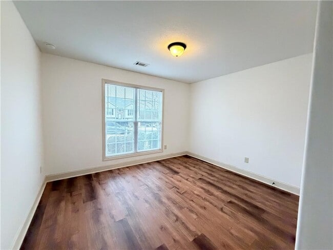 Building Photo - 292 Jameston Dr