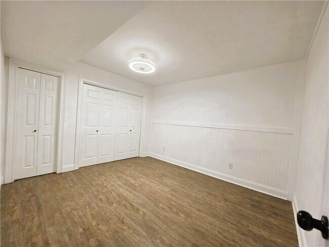 Building Photo - 26 Annette Ln