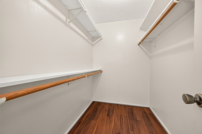 Building Photo - 6138 Gallant Forest Dr