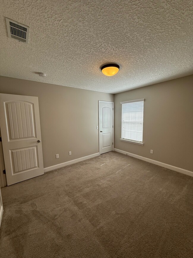 Building Photo - 1217-1217 Cypress Fall Cir