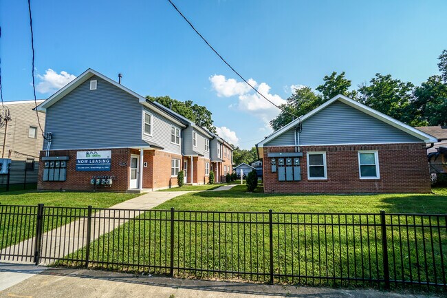 Building Photo - 1644 W Kentucky St