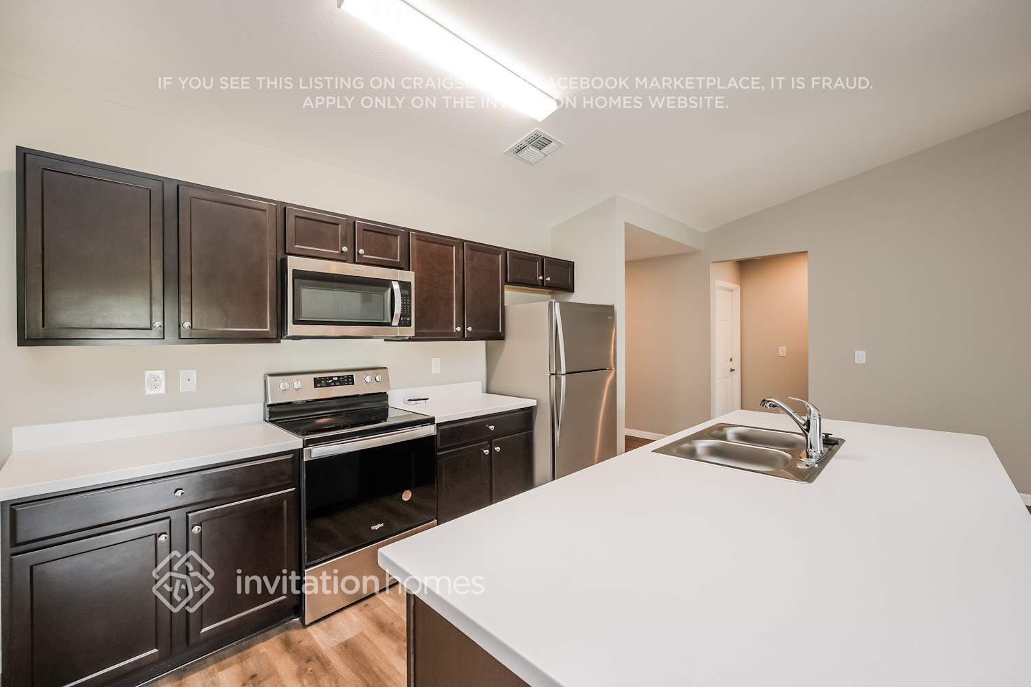 Building Photo - 2882 Logsdon St
