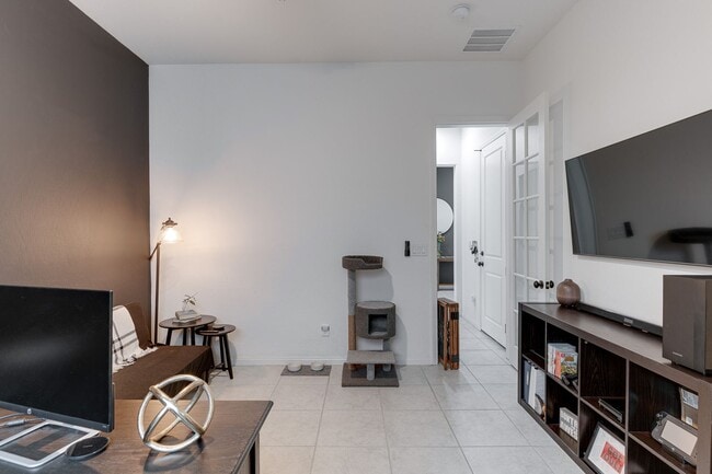 Building Photo - Charming Single-Story in Cadence with Fireplace & Entertainer’s Backyard!