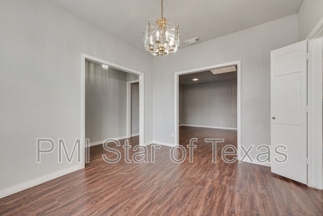 Building Photo - 13214 Fall Manor Dr