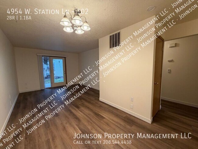 Building Photo - 4954 W Station Ln