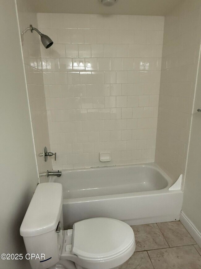 Building Photo - 6422 US-98