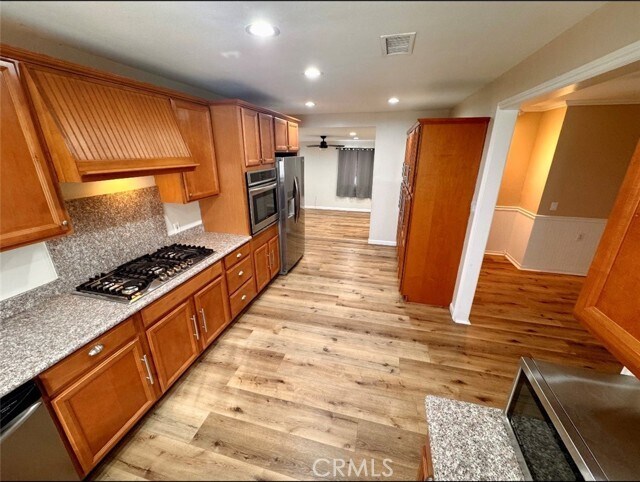 Building Photo - 3082 Thurin Ave