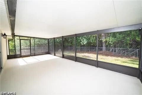 Building Photo - 434 NE 5th Ave