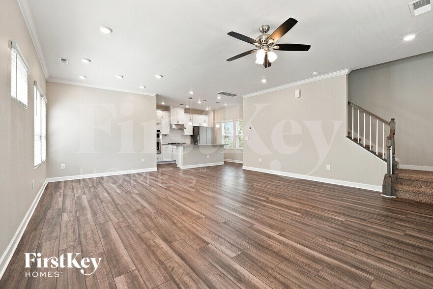 Building Photo - 14200 Laughing Gull Dr