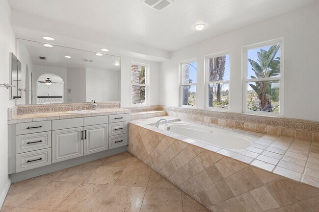 Building Photo - 6213 Paseo Privado