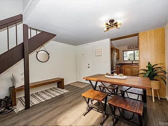 Building Photo - Flexible Condo Living with Loft near Golden!!!