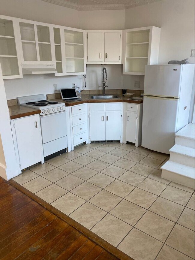 1189 Worcester St 1189 Worcester St Springfield MA 01151 Apartment