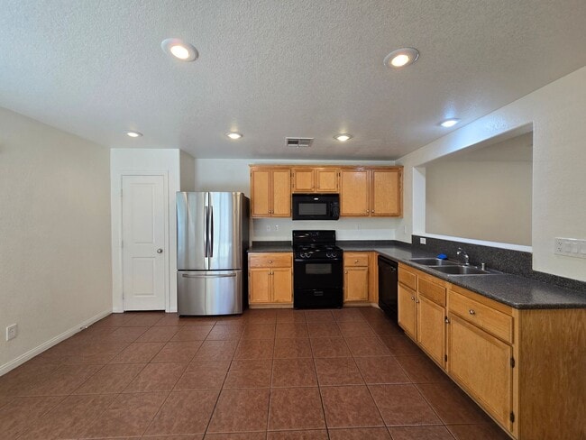 Building Photo - A Fabulous 3 Bedroom, 2 Bathroom  HOME IN ...