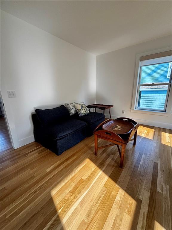 Building Photo - 433 Wolcott Ave