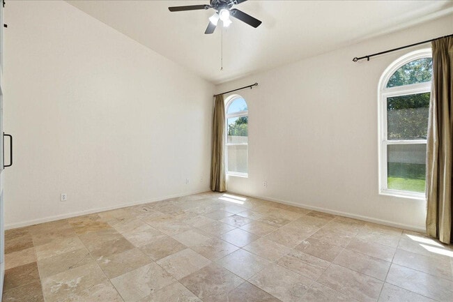 Building Photo - 2207 E Tahitian Way