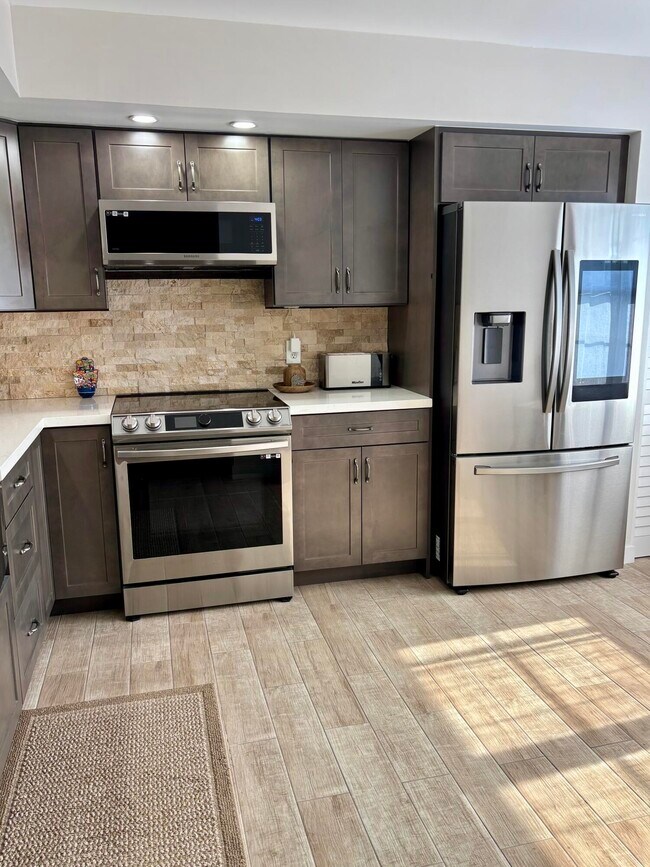 Building Photo - 1501 SW 134th Way