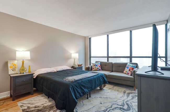 Building Photo - 405 N Wabash Ave