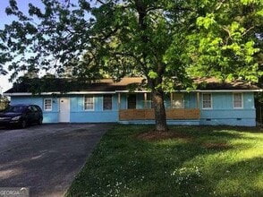 Building Photo - 600 Valley Hill Rd SE