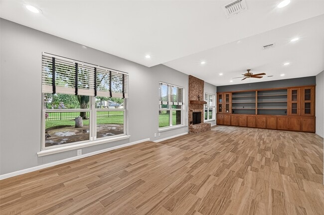 Building Photo - 2103 Winged Foot Dr